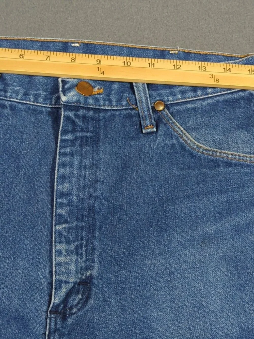 Wrangler VTG Jeans Men's 34 Fits 31x31 Blue 13MWZ Cowboy Cut Western USA Made